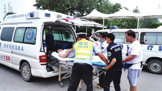 救護(hù)車一次多少錢？出車費(fèi)用太高或成救護(hù)難題？01